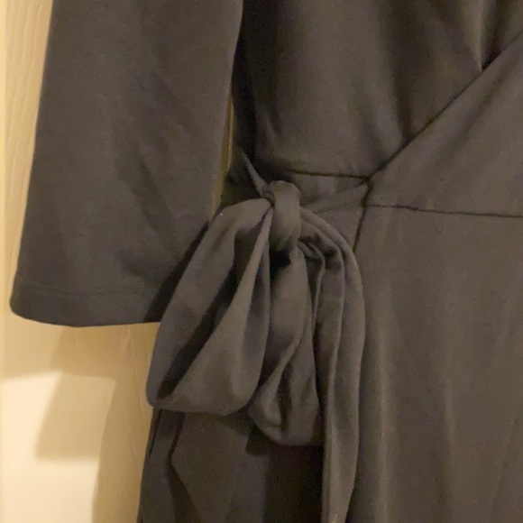 ModCloth Jersey Knit Wrap Dress - Picture 8 of 12